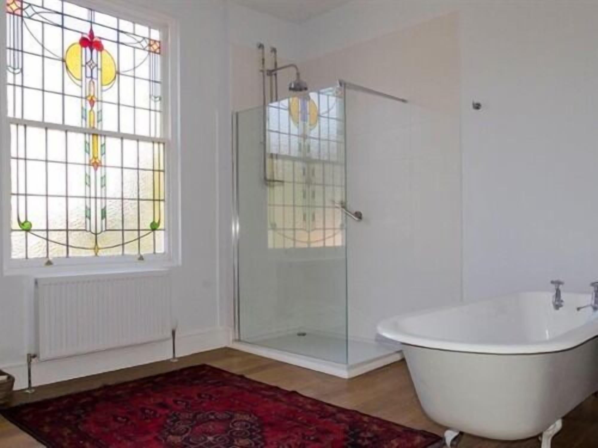 Bed and Breakfast The Lions Newark upon Trent Esterno foto
